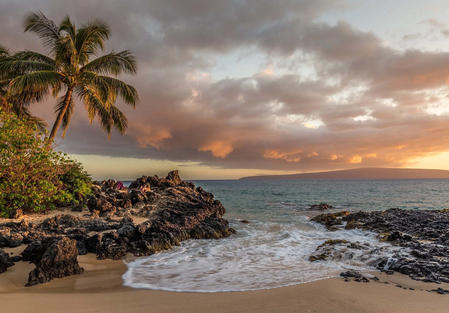 The shoreline at Makena on Maui's south shore, a permitted ceremony location